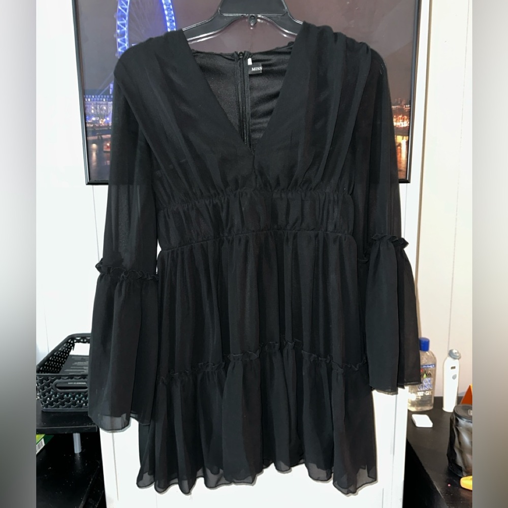 Elegant Black Long Sleeve Dress